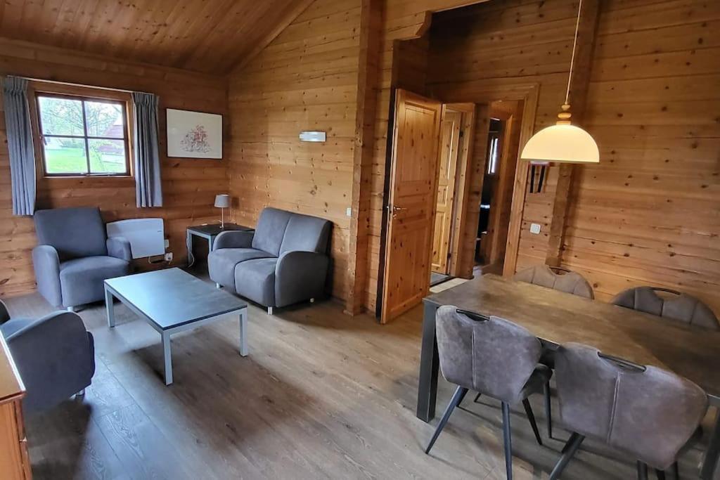 Sauna Bungalow Uppsala Gramsbergen المظهر الخارجي الصورة