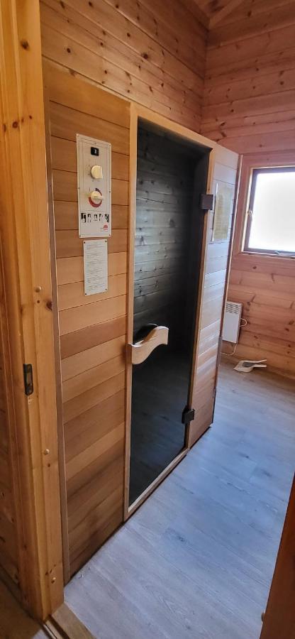 Sauna Bungalow Uppsala Gramsbergen المظهر الخارجي الصورة